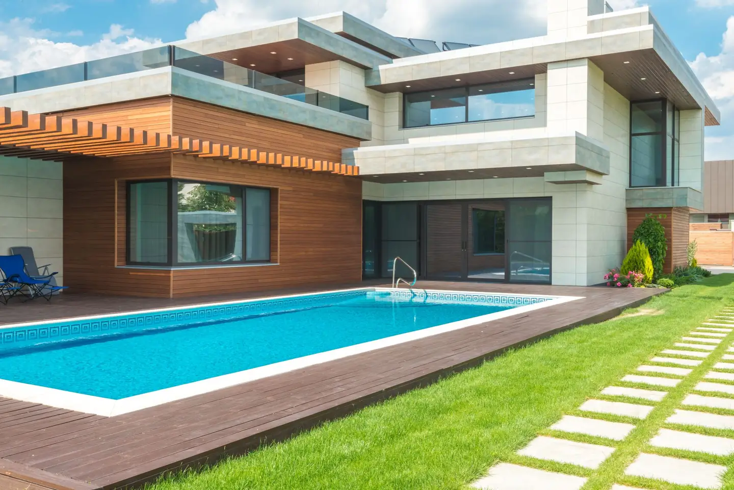Swimming pool built in Manahan, NSW